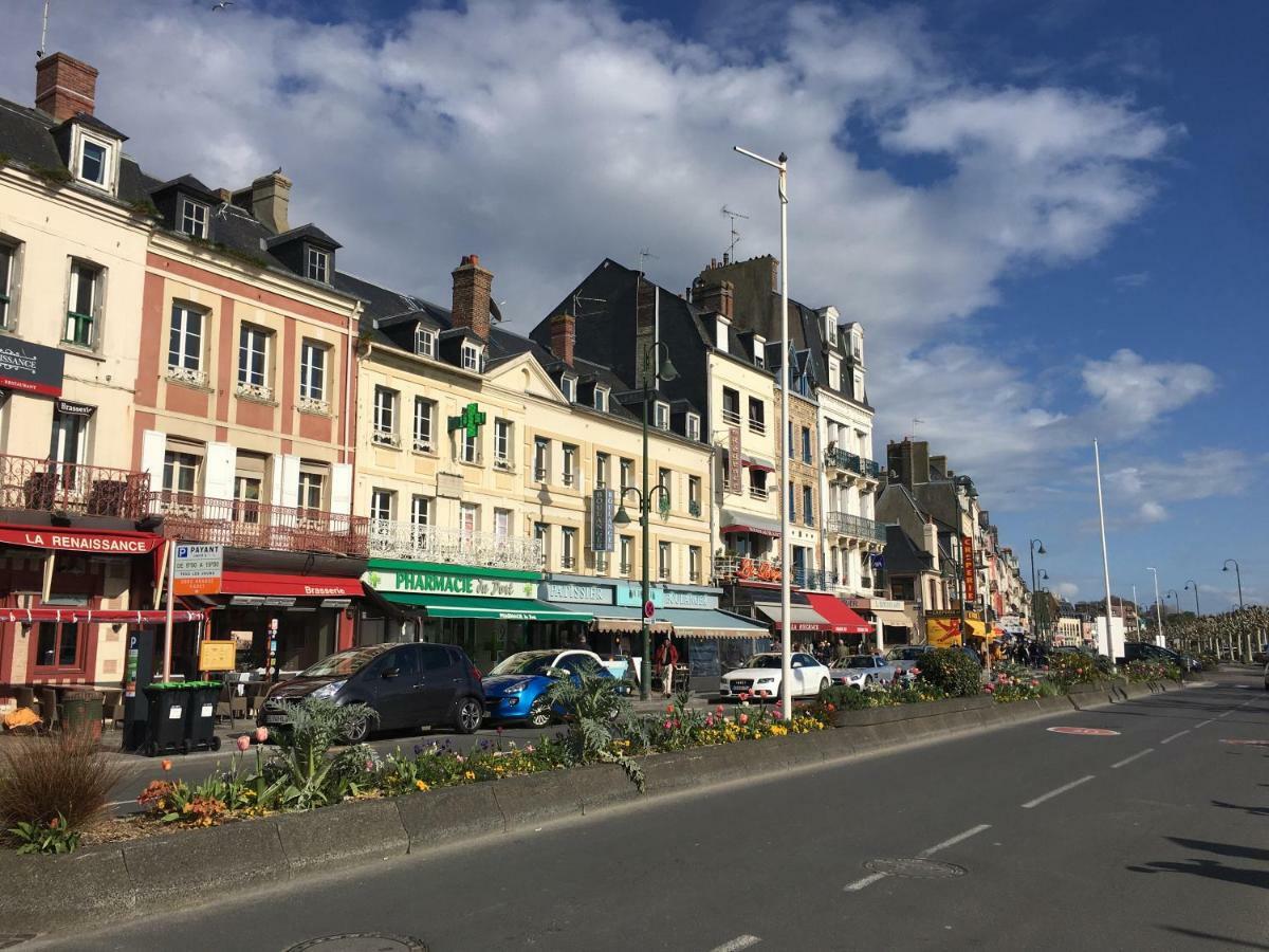 L'étoile de Trouville Extérieur photo