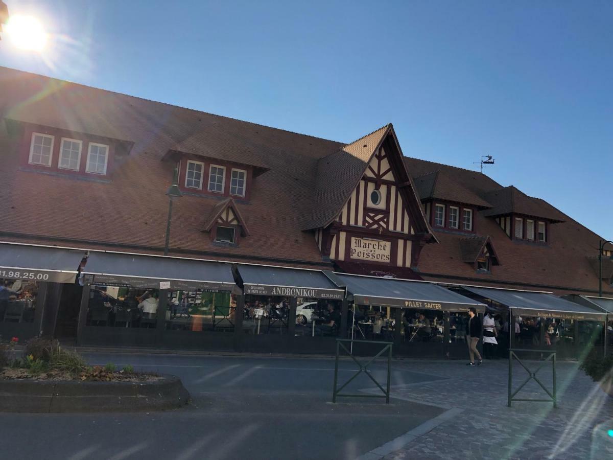 L'étoile de Trouville Extérieur photo